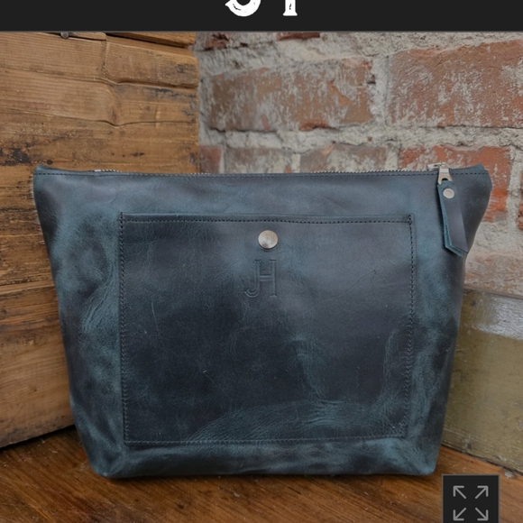 JILLS HOMESTEAD MAKEUP BAG BRAND NEW NEVER USED SMOKE COLOR - Picture 9 of 10